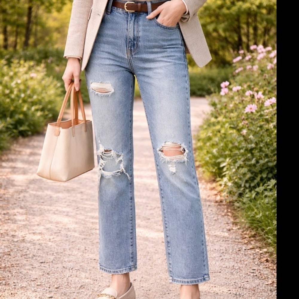 Old Navy OG Straight Higher‎ High Rise Distressed Light Wash Jeans Size 2